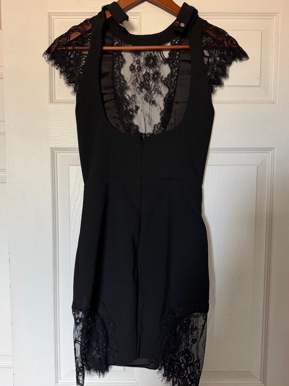 Black Lace-Trim Mini Dress - Picture 4 of 8